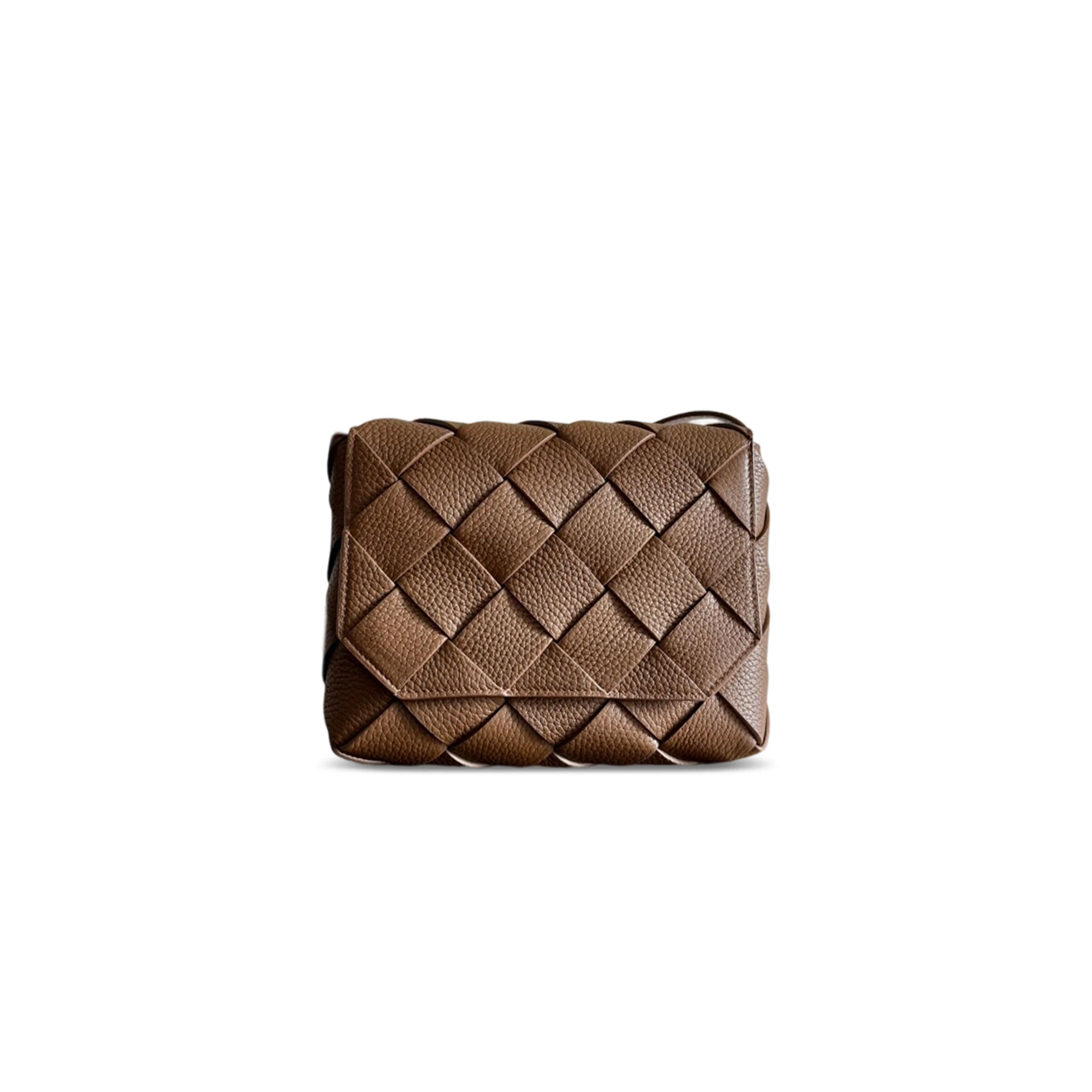 BOTTEGA VENETA DIAGO 795637 (22.5*16.5*5.5cm)